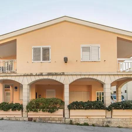 Toni Apartament